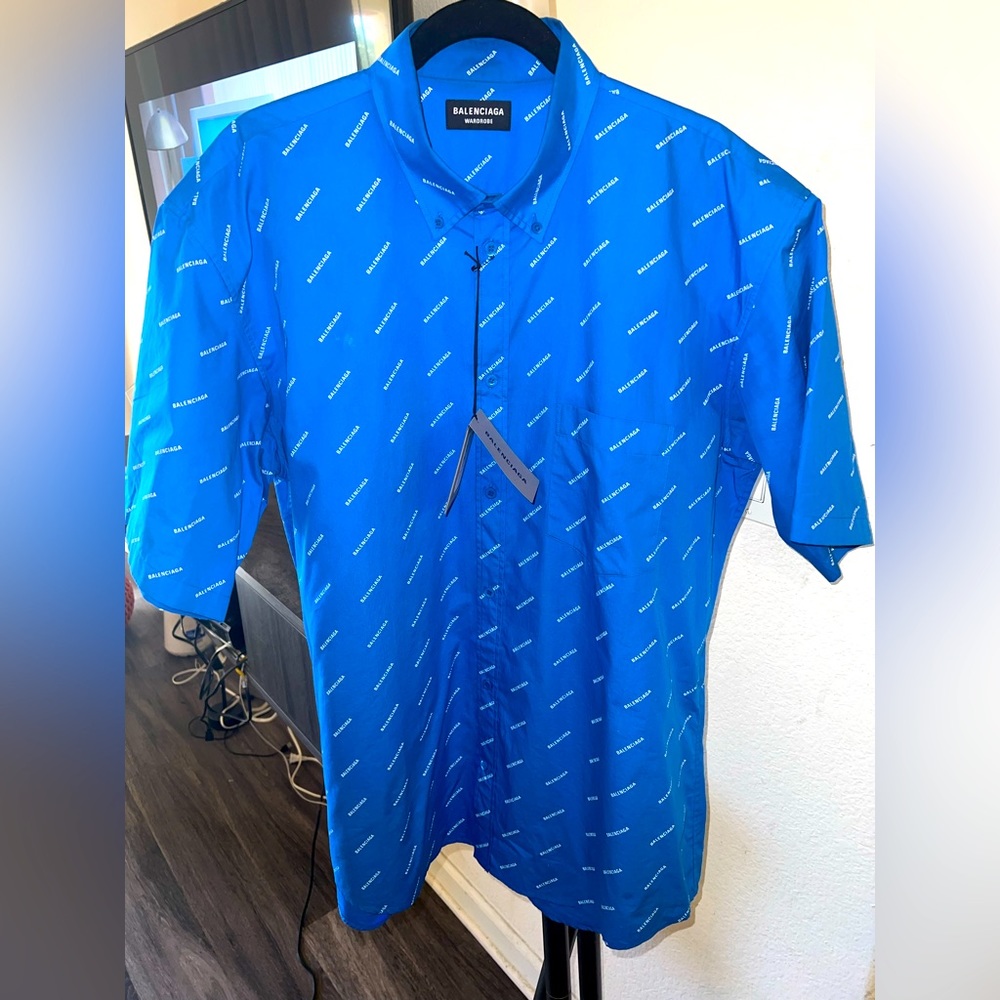 Balenciaga Short Sleeve Button Up Size 41 Fits XXL nwt